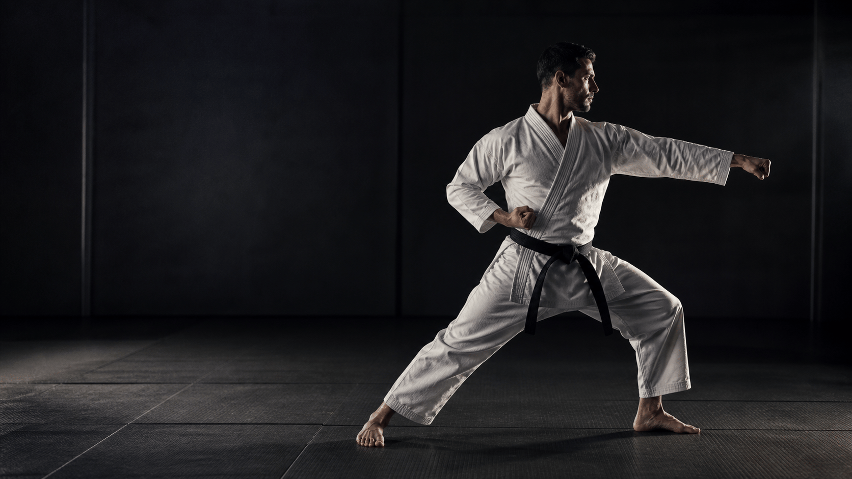 Karate'de "Hara" Gücü: Merkez Bölgesi Teknikleri Nasıl Güçlendirir ve Sakatlıkları Önler?
